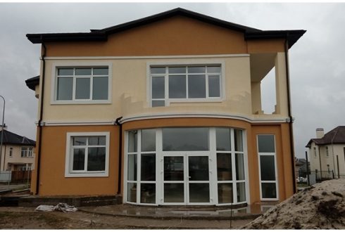 Обновление фасадов домов и реконструкция памятников архитектуры