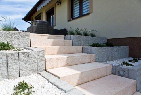 Блочные ступени, быстрый способ построить лестницу